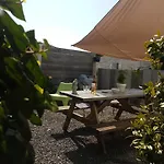 Prázdninový dům Les Petits Poissons Verts Et Massages *