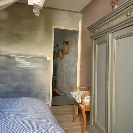 Les Petits Poissons Verts Et Massages * La Jarrie